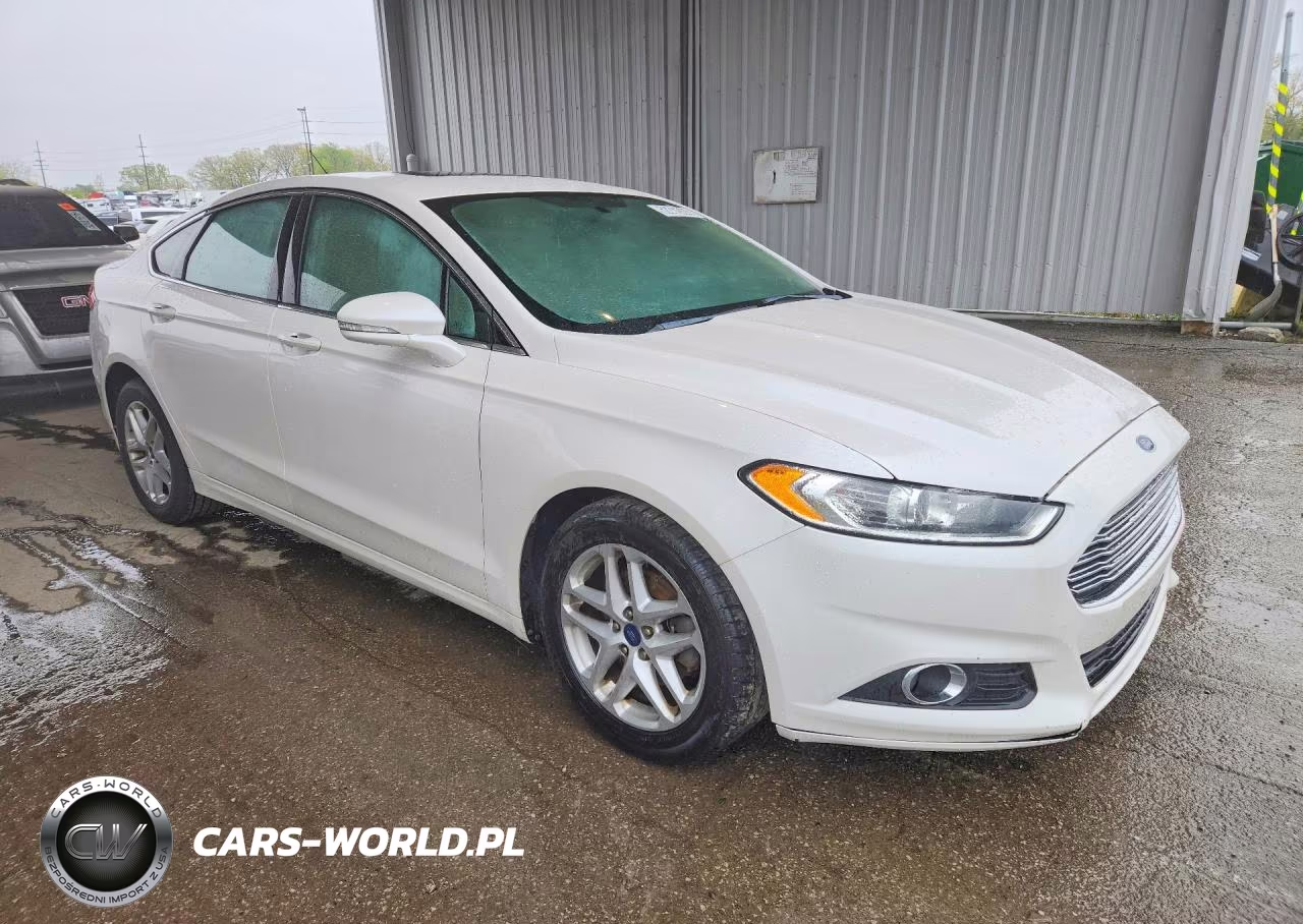2014 Ford Fusion Se VIN:1FA6P0HDXE5371096 - 4