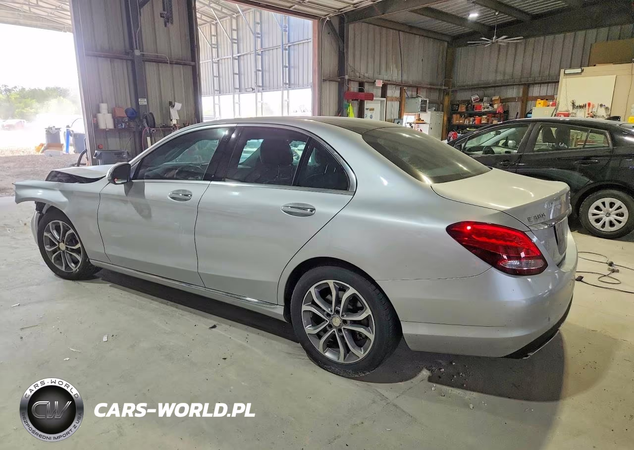 2016 Mercedes-Benz C 300 VIN:55SWF4JBXGU157416 - 2