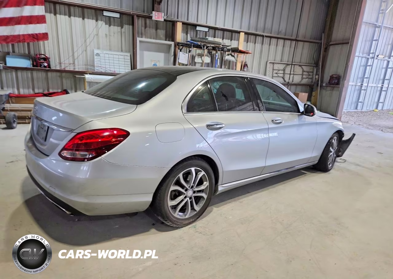 2016 Mercedes-Benz C 300 VIN:55SWF4JBXGU157416 - 3