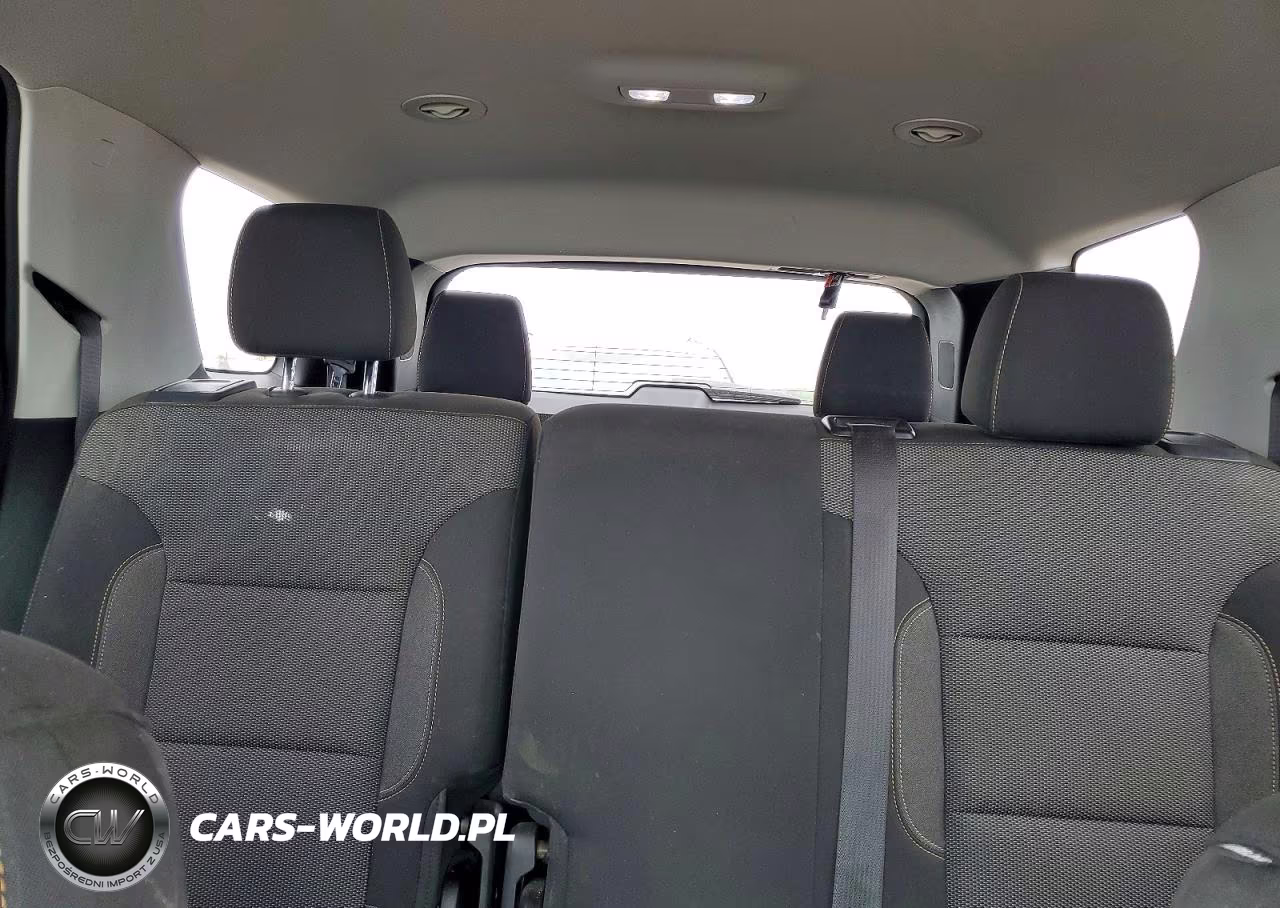 2020 Chevrolet Traverse Ls VIN:1GNERFKW0LJ132858 - 10