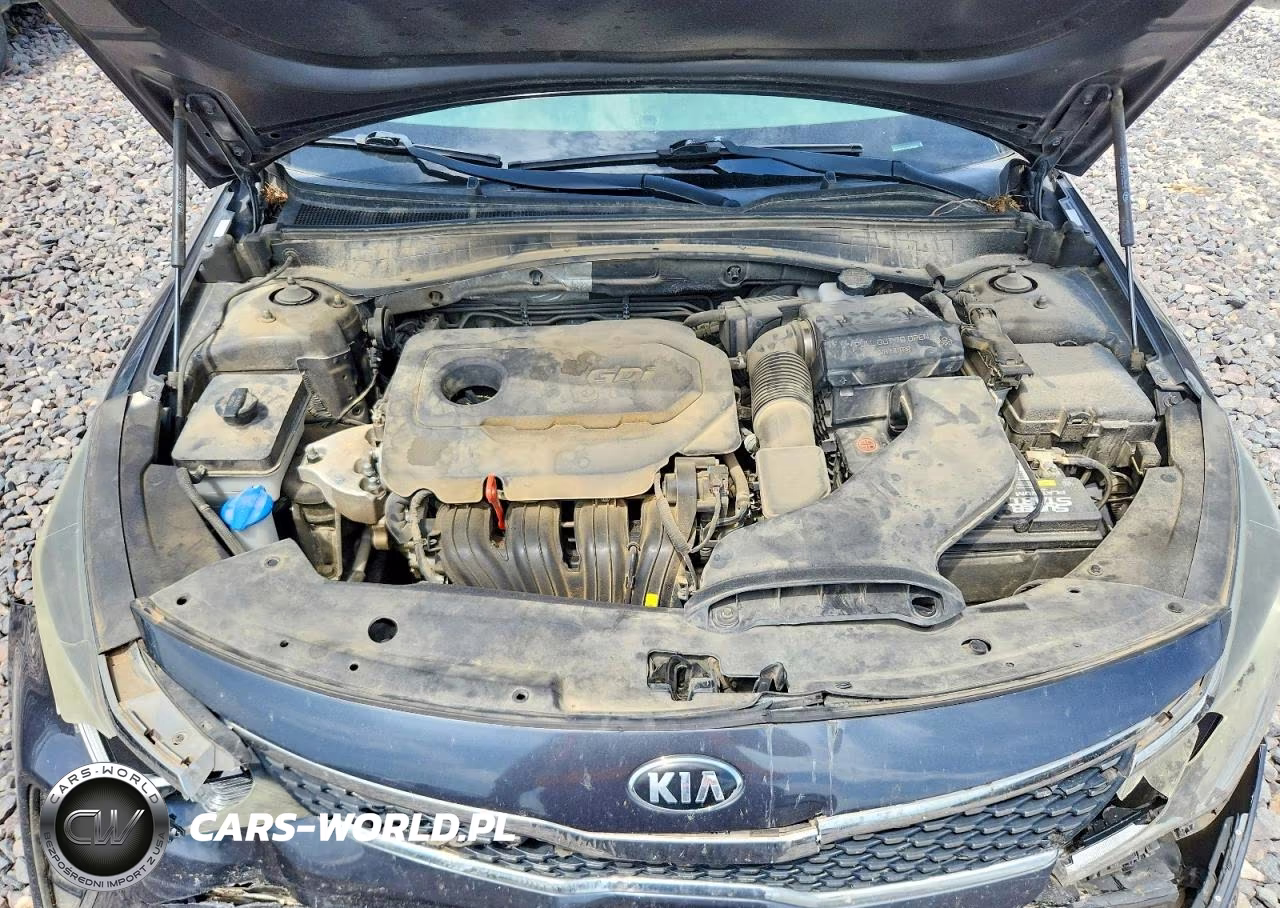 2018 Kia Optima S VIN:5XXGT4L31JG217396 - 11