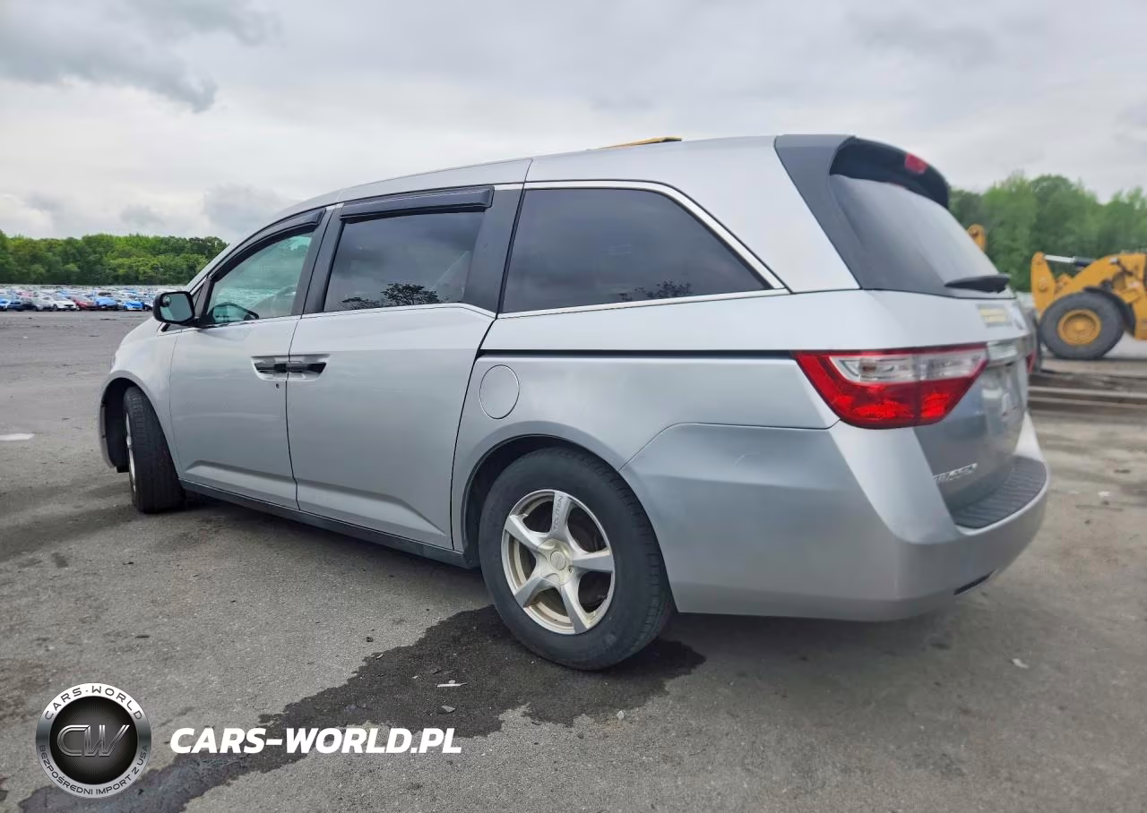 2013 Honda Odyssey Lx VIN:5FNRL5H26DB062821 - 2