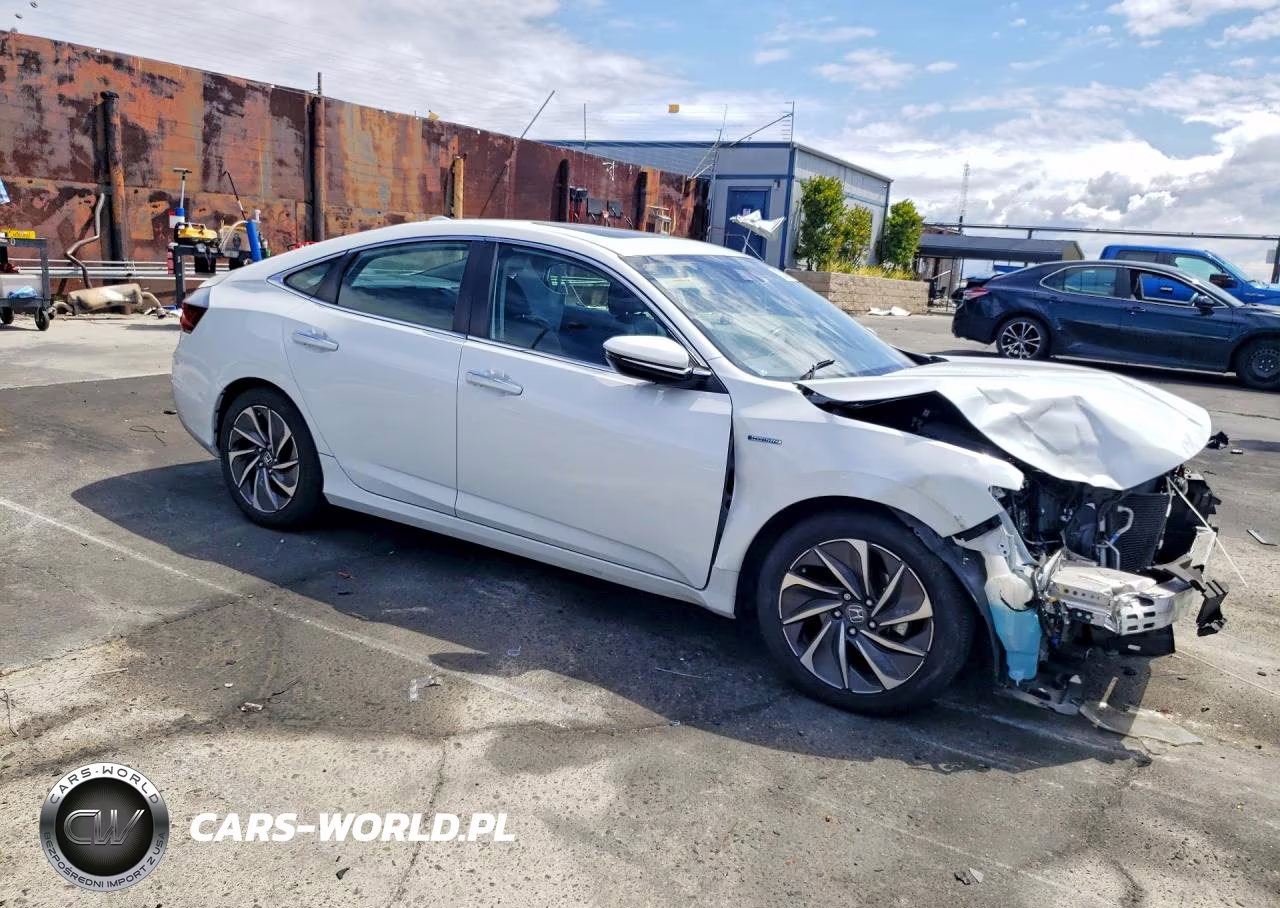 2021 Honda Insight Touring VIN:19XZE4F90ME009686 - 4