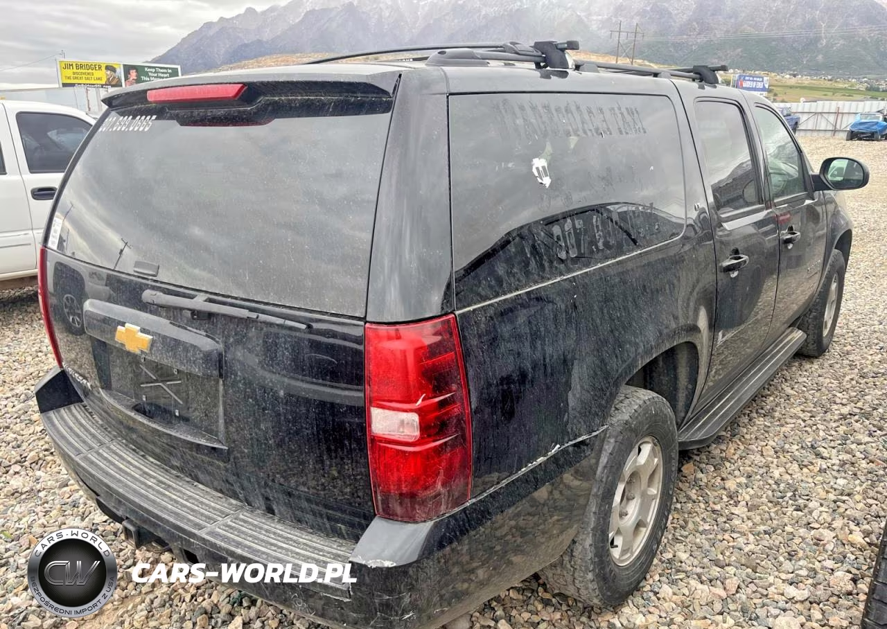2013 Chevrolet Suburban K1500 Lt VIN:1GNSKJE7XDR369973 - 3
