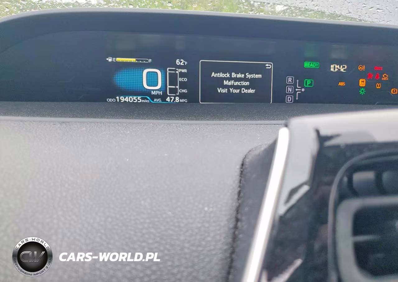 2017 Toyota Prius Prime Plus VIN:JTDKARFP9H3020420 - 9