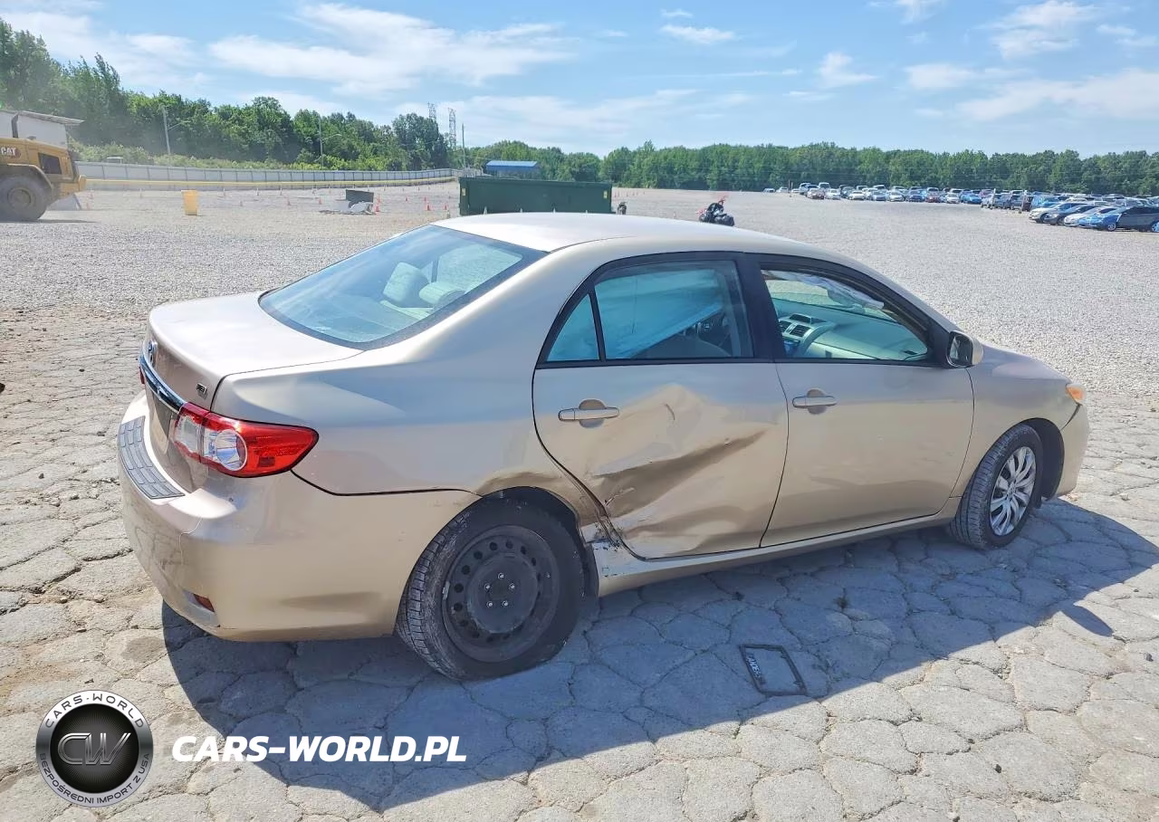 2012 Toyota Corolla Le VIN:2T1BU4EE7CC858892 - 3