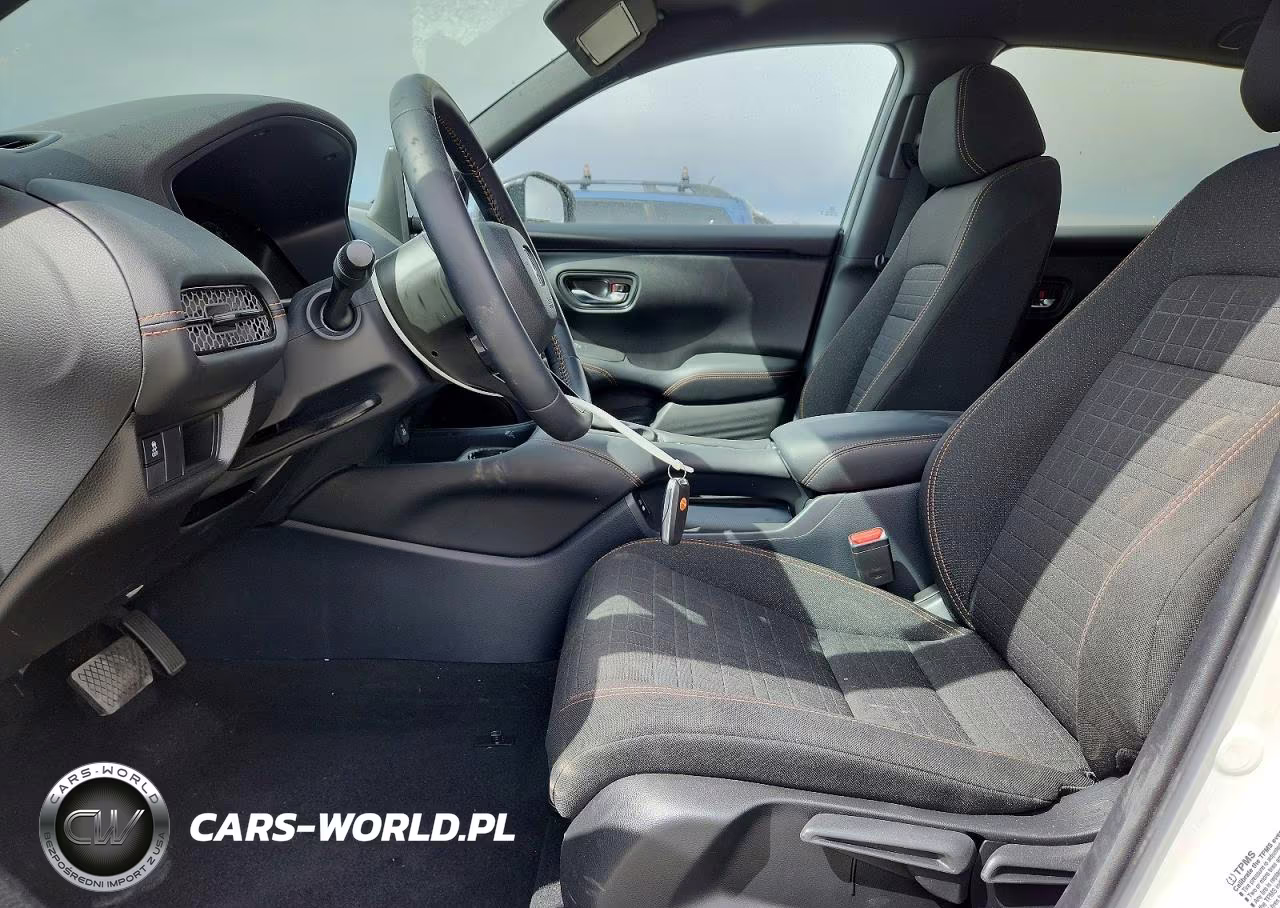 2025 Honda Hr-V Sport VIN:3CZRZ2H50SM738237 - 7