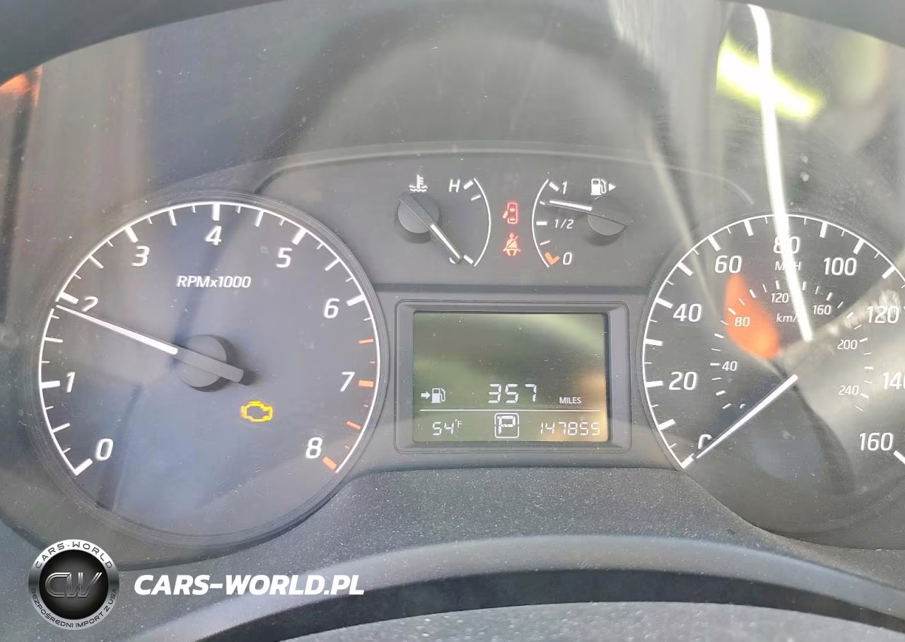 2015 Nissan Sentra S VIN:3N1AB7APXFY334279 - 9