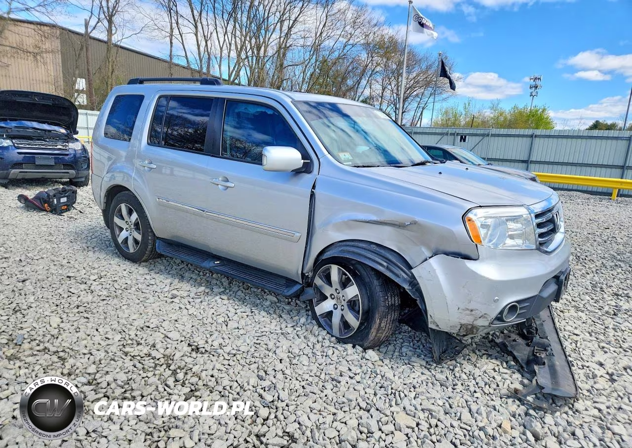 2014 Honda Pilot Touring VIN:5FNYF4H92EB048233 - 4