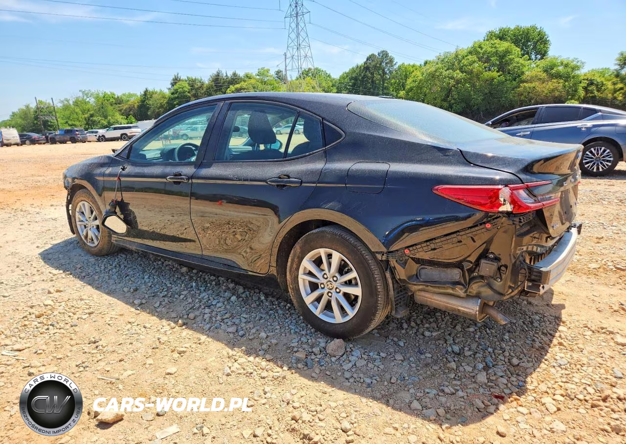 2025 Toyota Camry Le VIN:4T1DAACK4SU083165 - 2