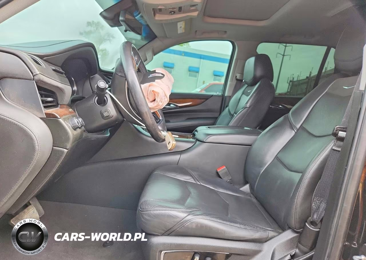 2019 Cadillac Escalade Luxury VIN:1GYS4BKJ0KR346606 - 7