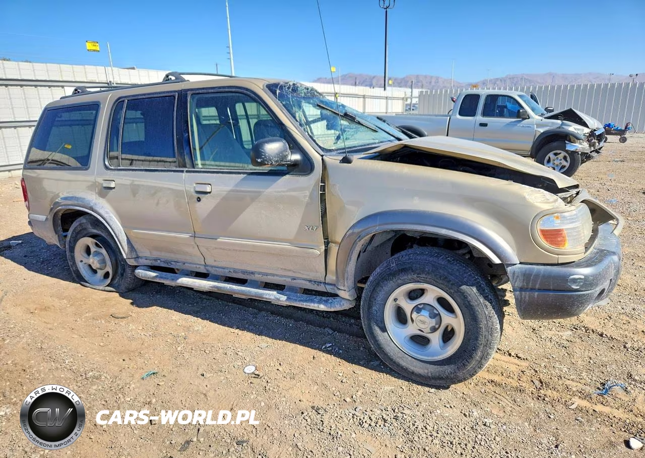2001 Ford Explorer Xlt VIN:1FMZU73E81ZA27404 - 4
