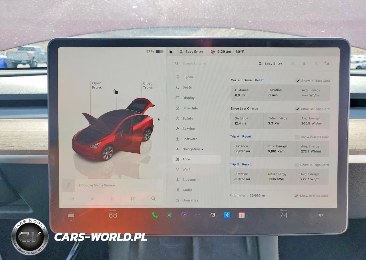 2023 Tesla Model Y VIN:7SAYGDEE7PA102241 - 9