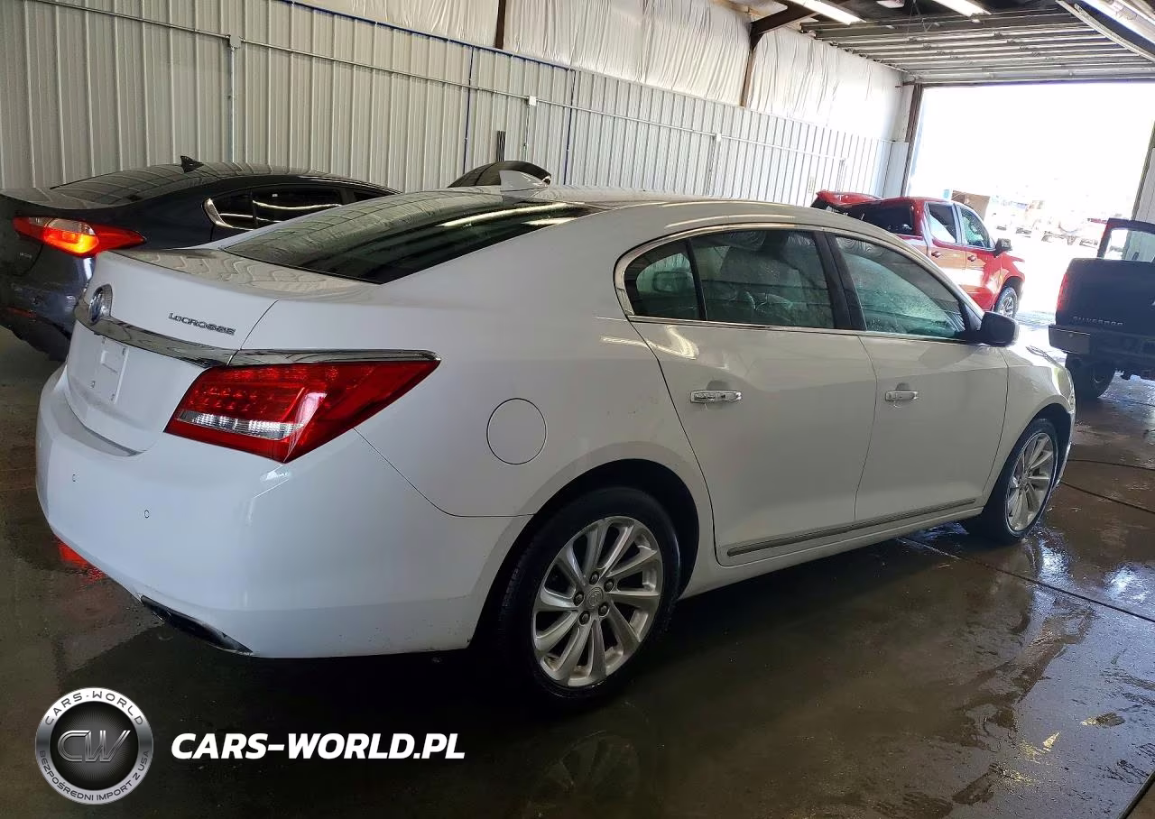 2015 Buick Lacrosse VIN:1G4GB5G38FF198219 - 3