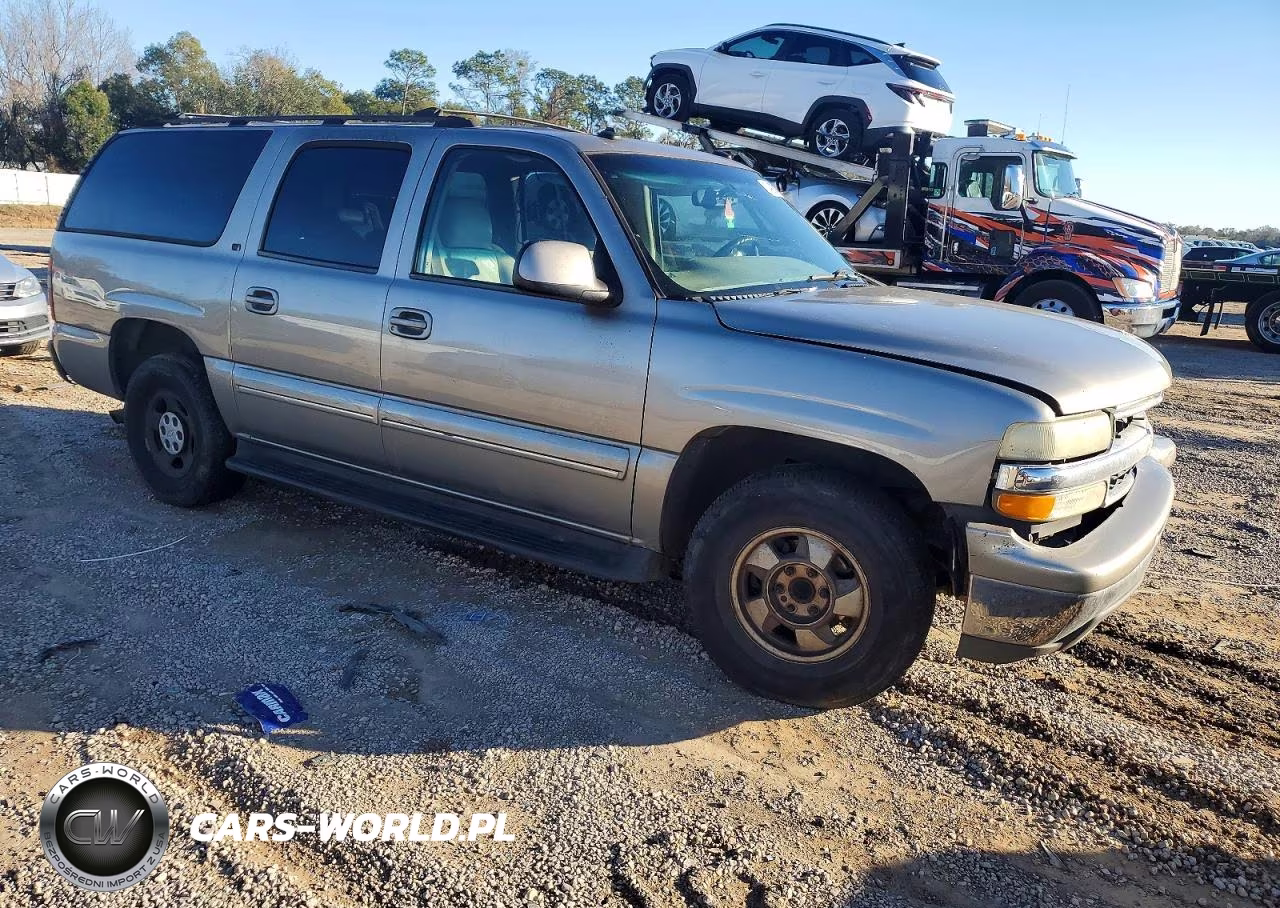 2003 Chevrolet Suburban VIN:3GNEC16T23G303132 - 4