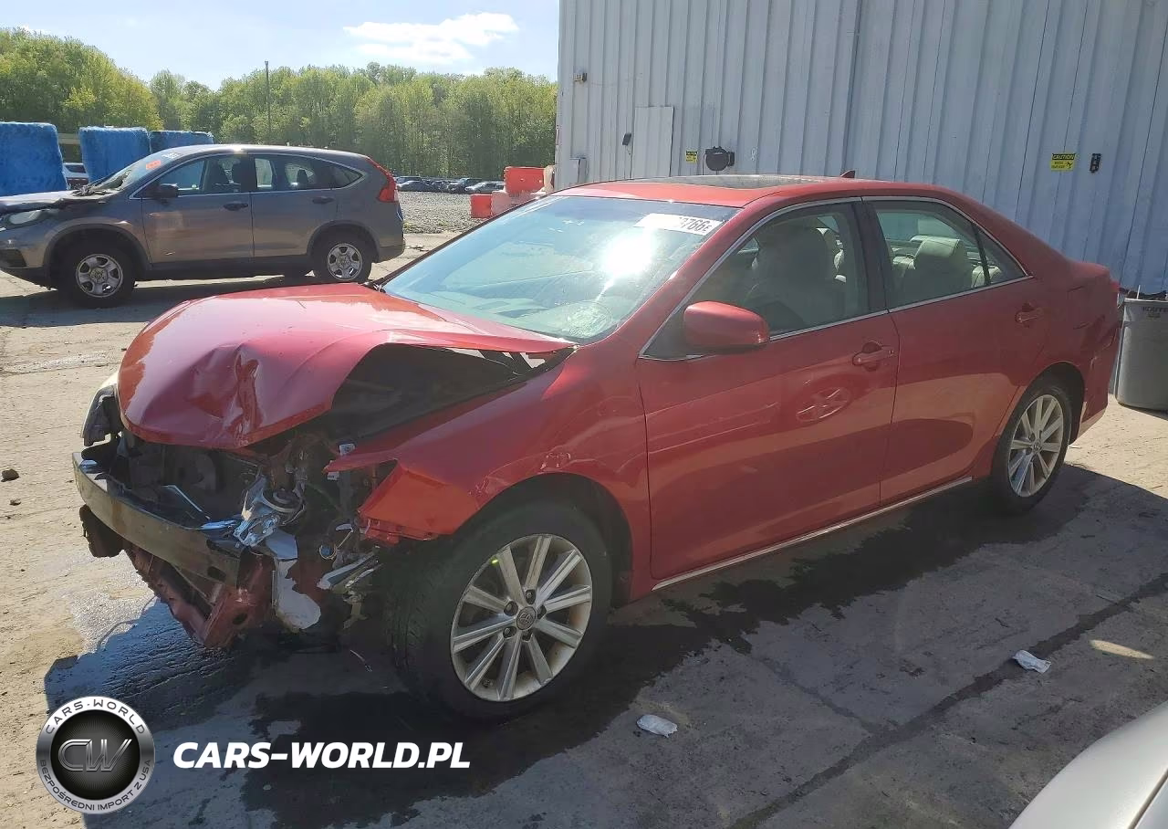 2012 Toyota Camry Xle V6 – zdjęcie 1 z 13