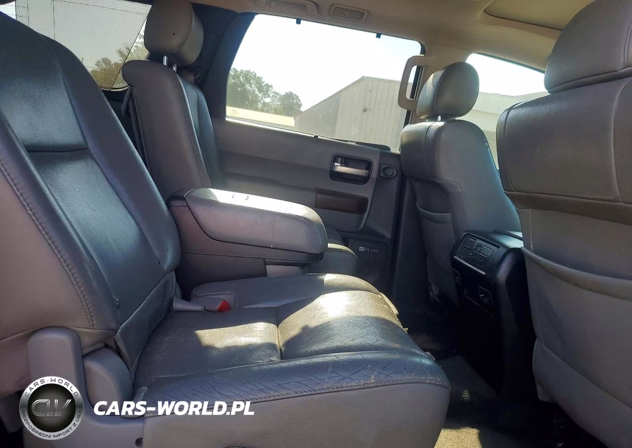 2012 Toyota Sequoia Platinum VIN:5TDYY5G15CS039983 - 11