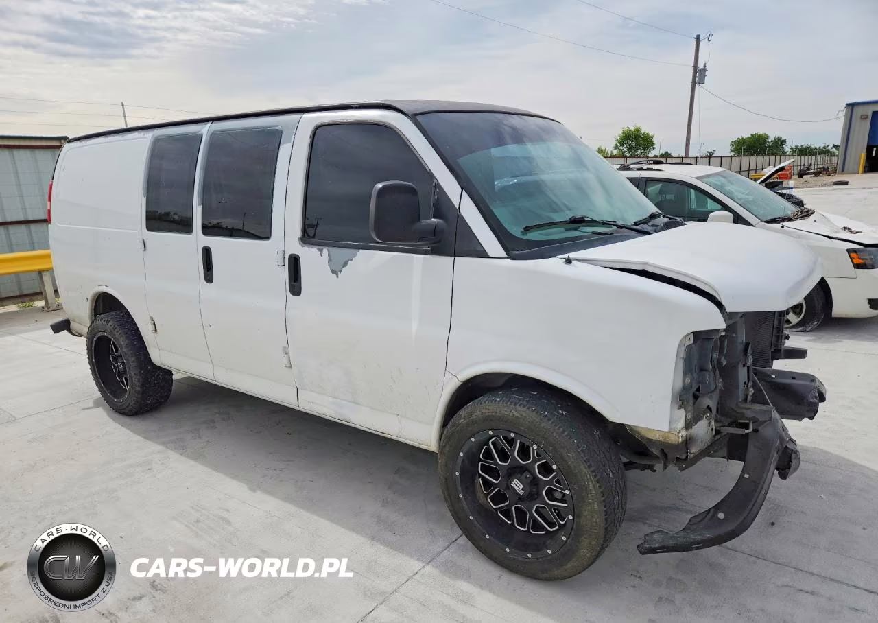 2008 Chevrolet Express G1500 VIN:1GCFG15X281106747 - 4