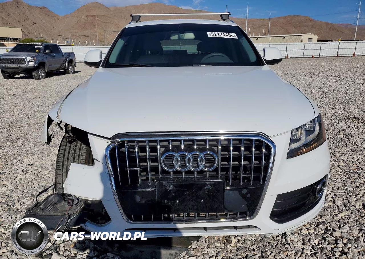 2014 Audi Q5 Premium VIN:WA1CFBFP3EA102156 - 5