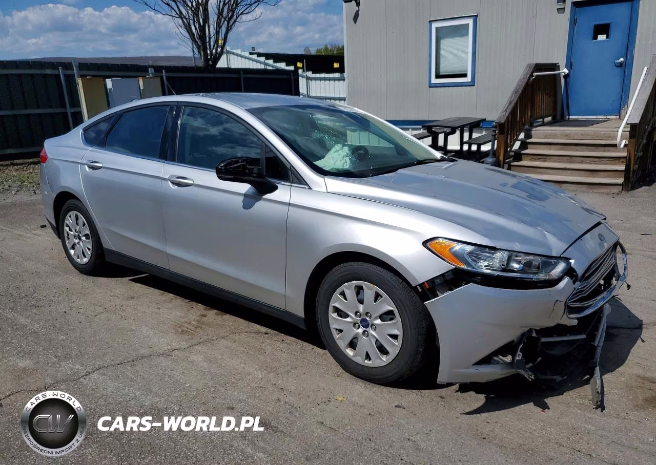 2014 Ford Fusion S VIN:3FA6P0G73ER385298 - 4