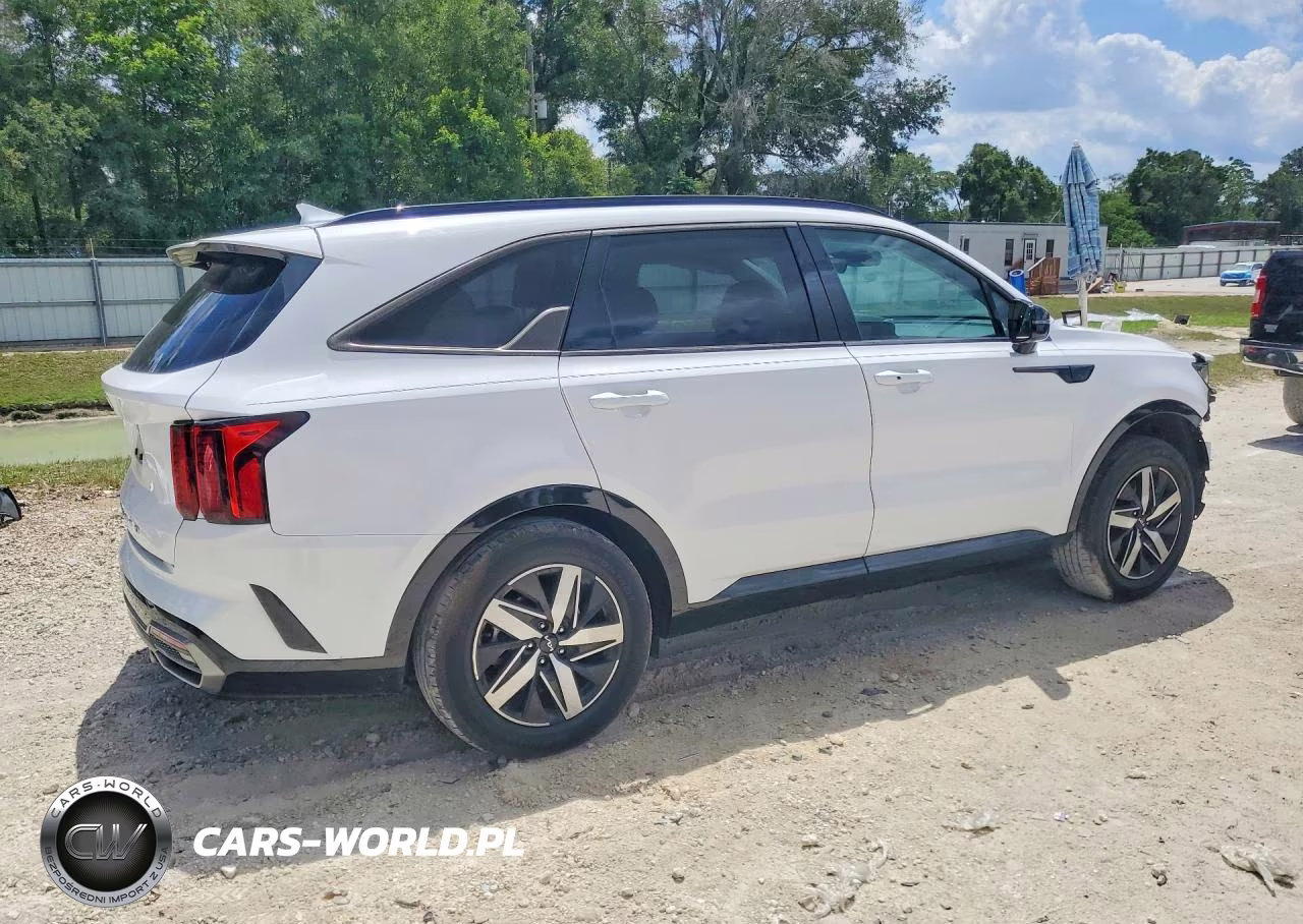 2022 Kia Sorento S VIN:5XYRL4LC4NG157589 - 3