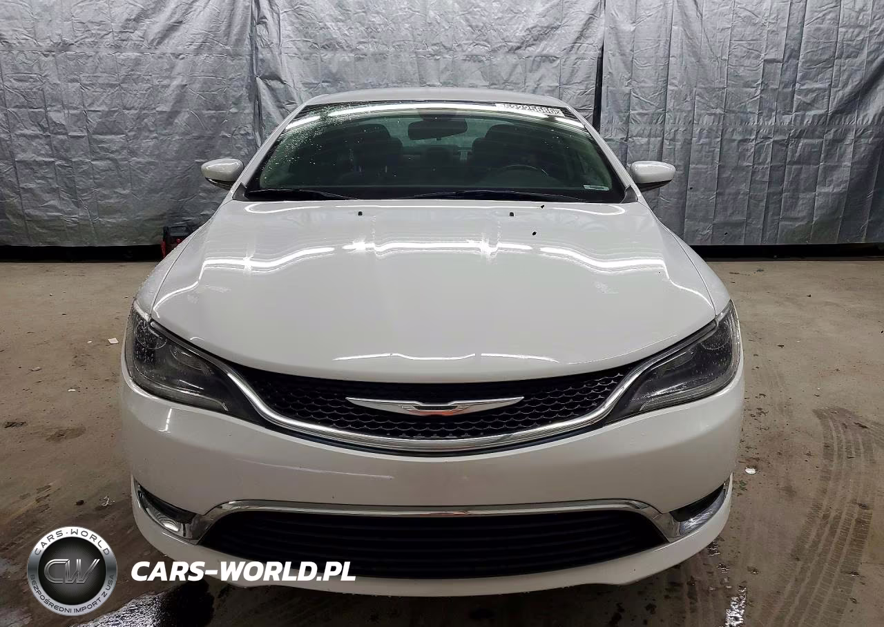 2015 Chrysler 200 Limited VIN:1C3CCCAB9FN657952 - 5