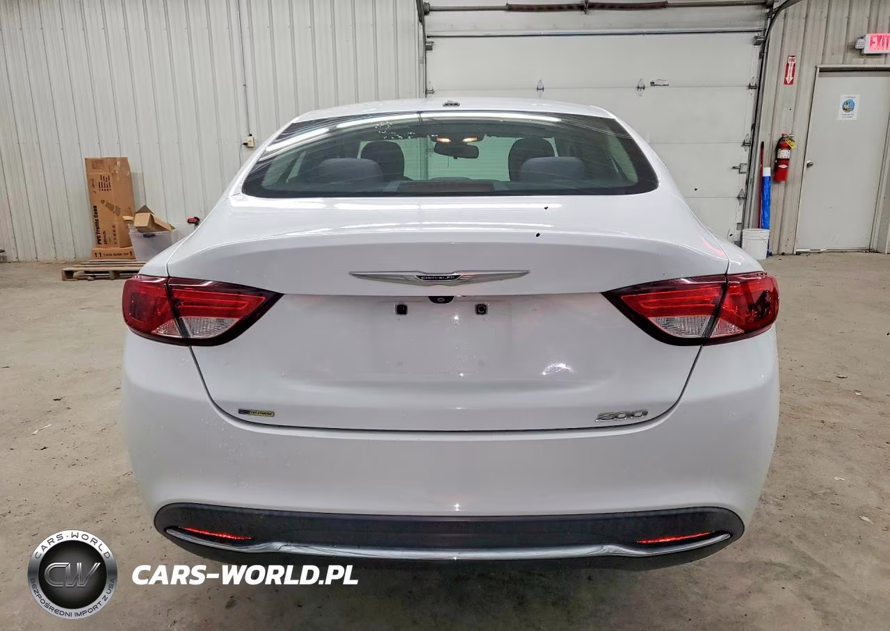 2015 Chrysler 200 Limited VIN:1C3CCCAB9FN657952 - 6