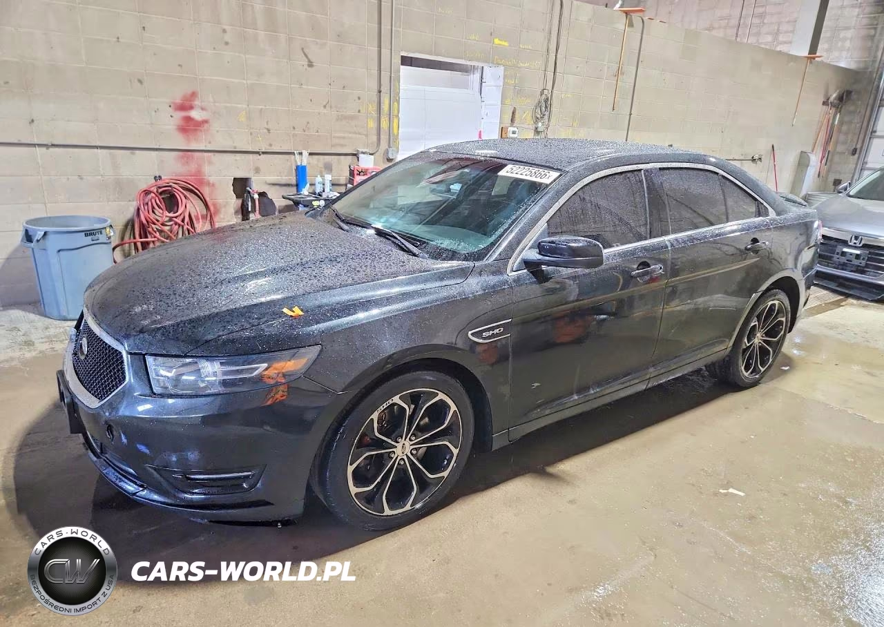 2015 Ford Taurus Sho