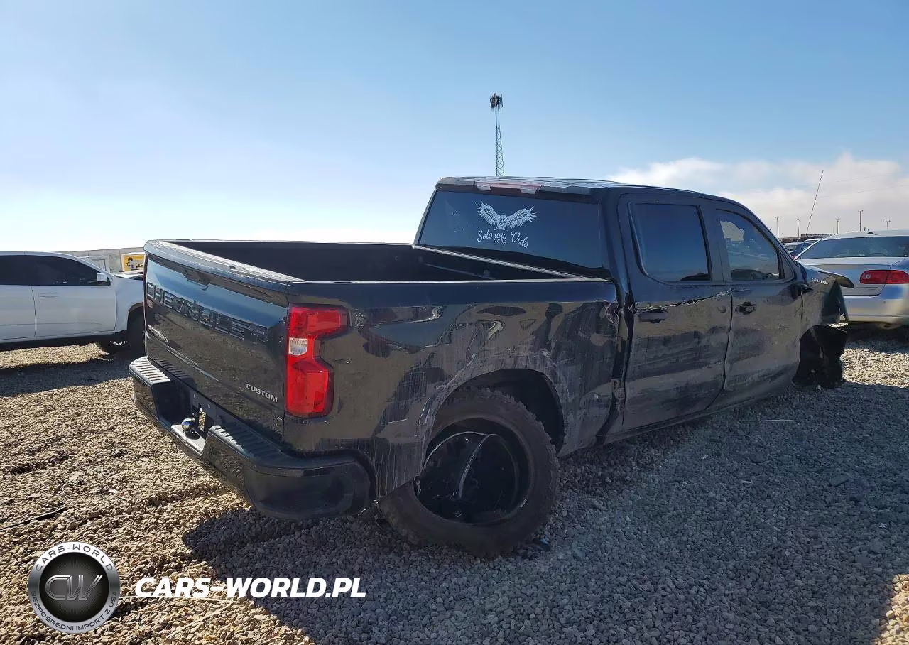 2020 Chevrolet Silverado C1500 Custom VIN:3GCPWBEK5LG376745 - 3