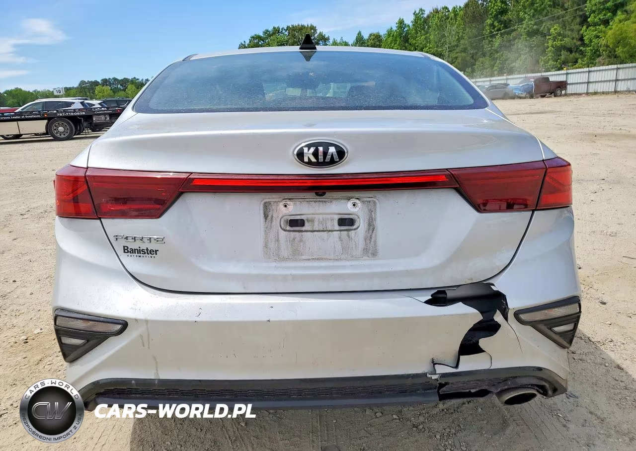 2021 Kia Forte Lxs VIN:3KPF24AD0ME267441 - 6