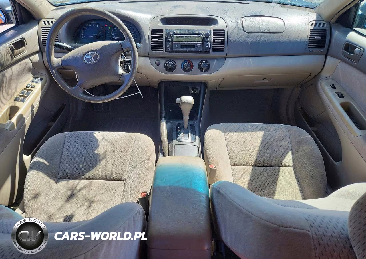 2003 Toyota Camry Le VIN:4T1BE32K63U723189 - 8
