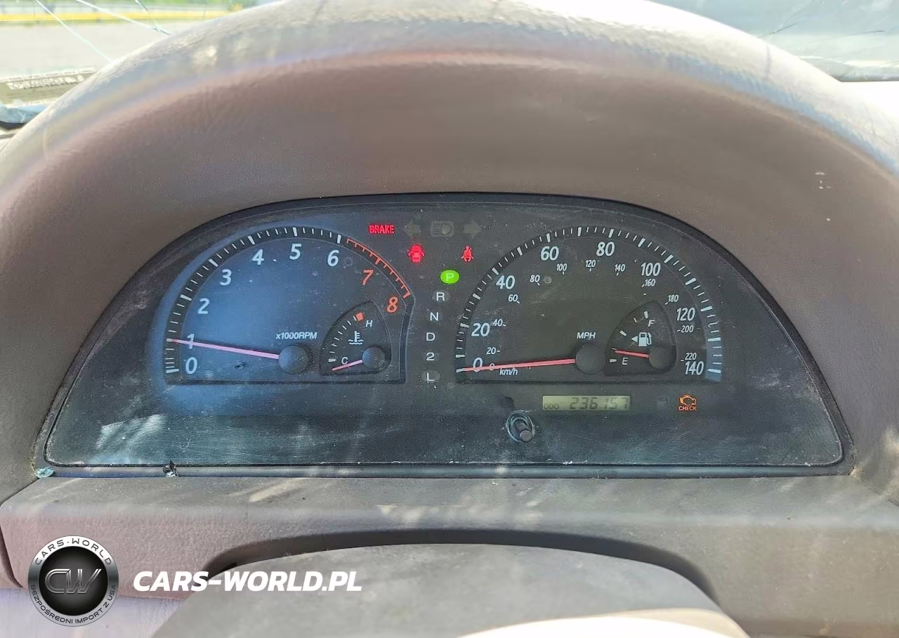 2003 Toyota Camry Le VIN:4T1BE32K63U723189 - 9