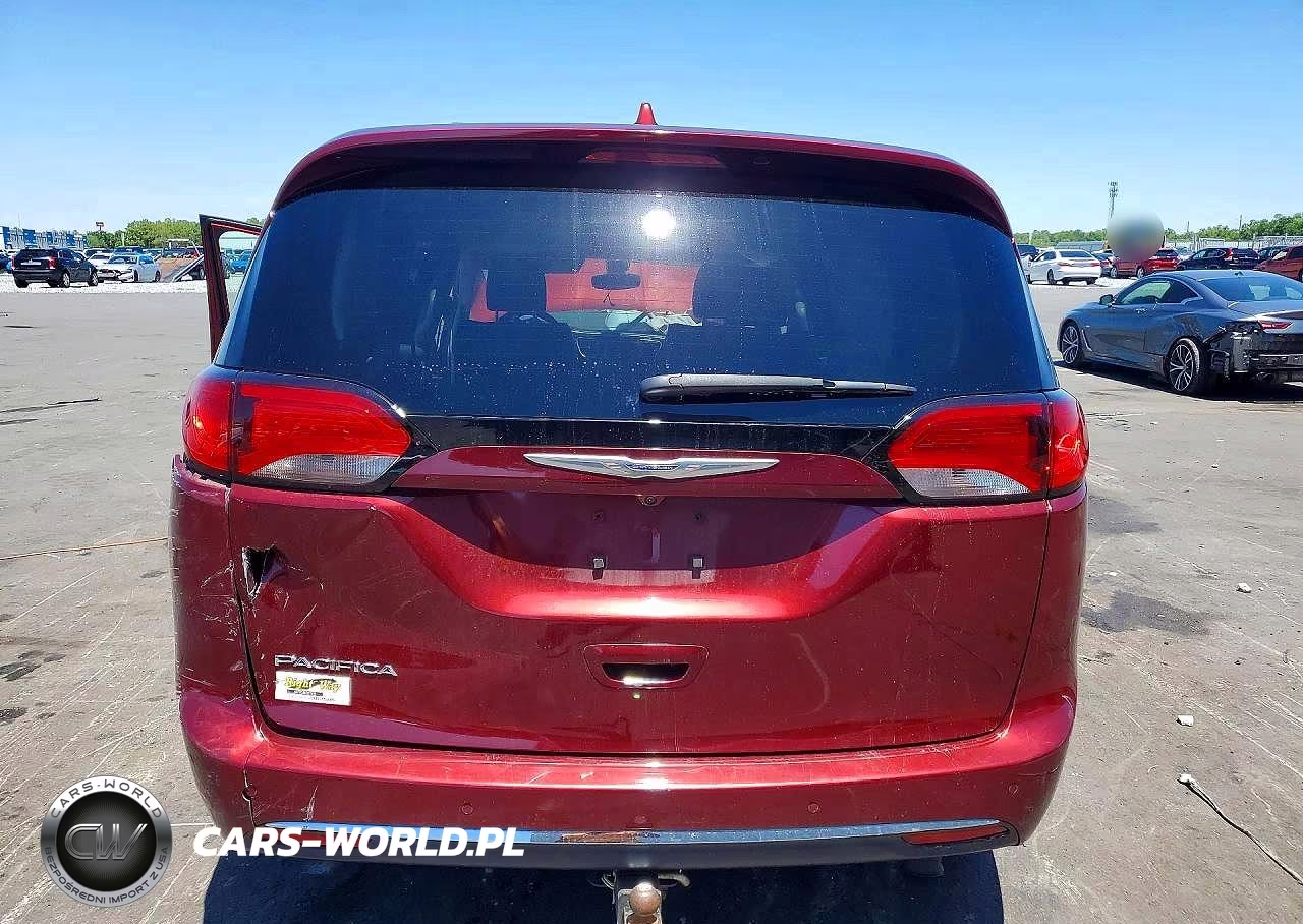 2020 Chrysler Pacifica Touring L VIN:2C4RC1BG5LR124886 - 6