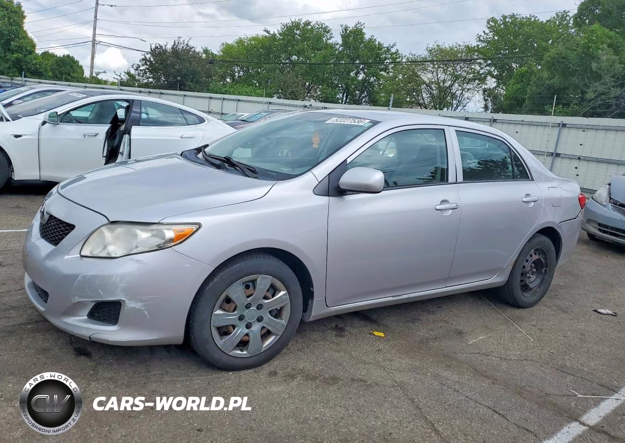 2010 Toyota Corolla Le – zdjęcie 1 z 12