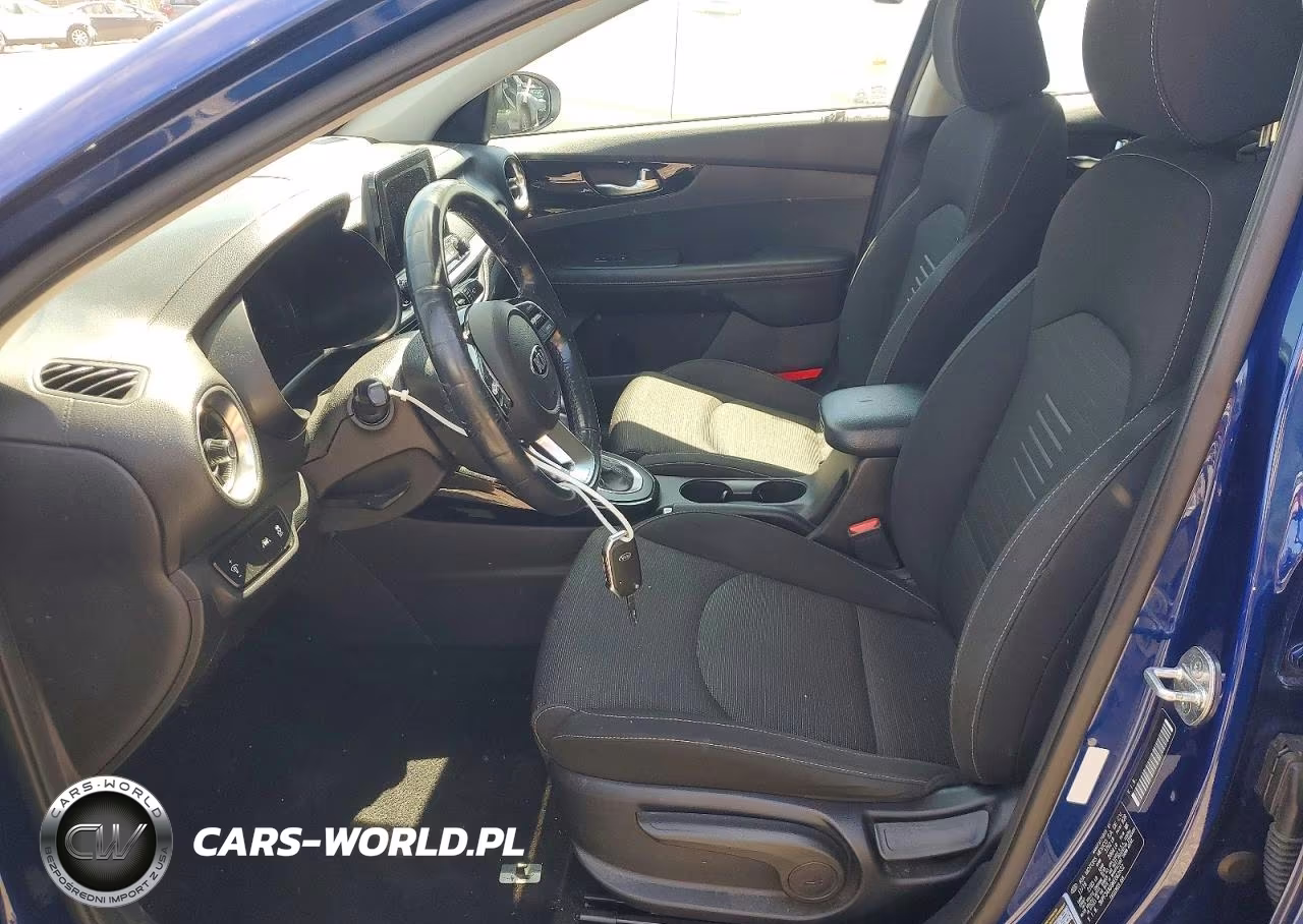 2019 Kia Forte S VIN:3KPF34AD9KE062632 - 7