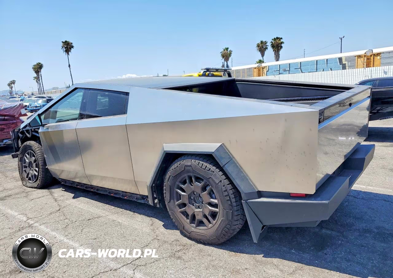 2024 Tesla Cybertruck VIN:7G2CEHED3RA040316 - 2