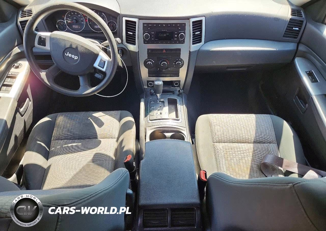 2008 Jeep Grand Cherokee Laredo VIN:1J8GS48K58C166104 - 8