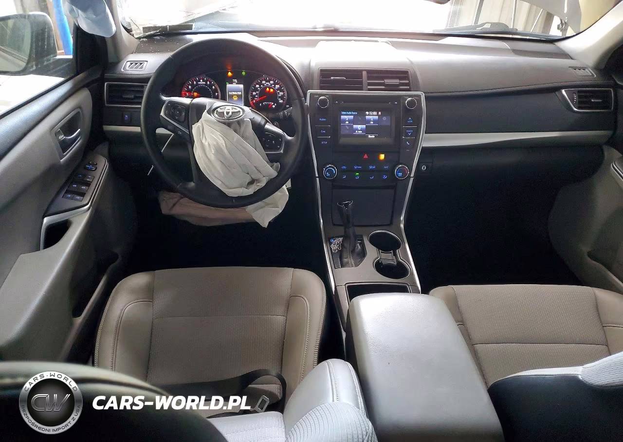 2017 Toyota Camry Se VIN:4T1BF1FK0HU647455 - 8