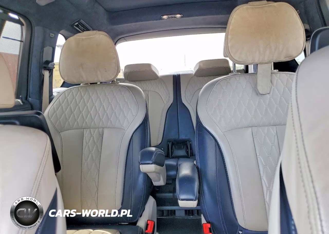 2019 BMW X7 xDrive50I VIN:5UXCX4C50KLB39510 - 10