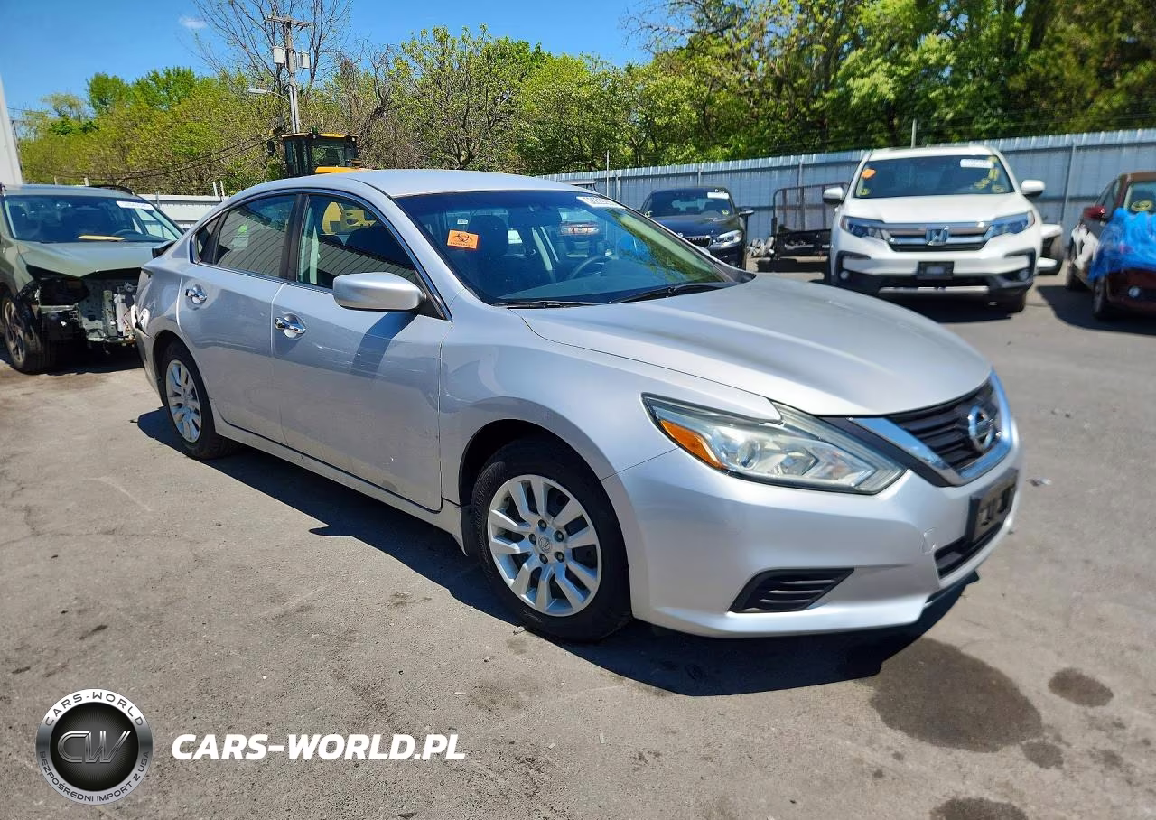 2017 Nissan Altima 2.5 S VIN:1N4AL3AP3HC496811 - 4
