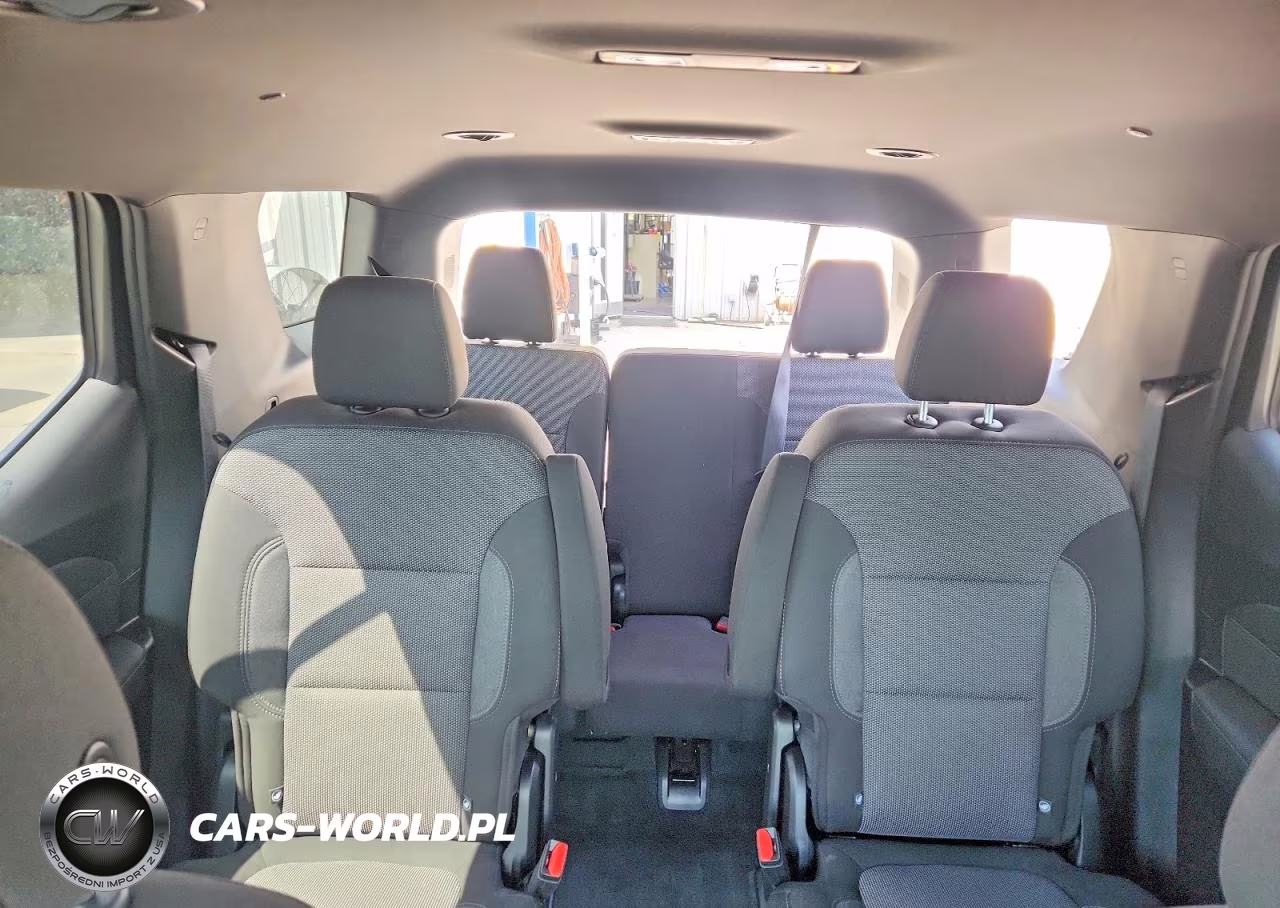 2023 Chevrolet Traverse Lt VIN:1GNERGKW5PJ201894 - 10