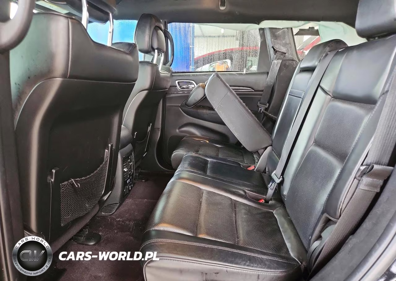2018 Jeep Grand Cherokee Overland VIN:1C4RJFCG0JC333184 - 11