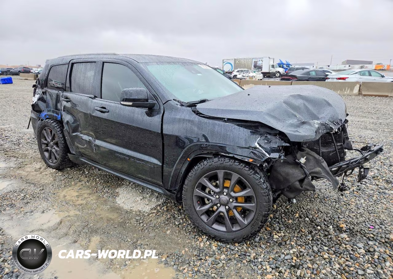 2018 Jeep Grand Cherokee Overland VIN:1C4RJFCG0JC333184 - 4