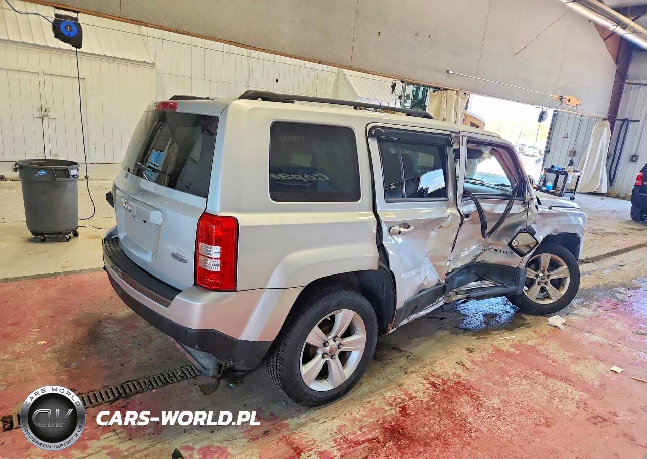 2011 Jeep Patriot Sport VIN:1J4NT1GBXBD249700 - 3