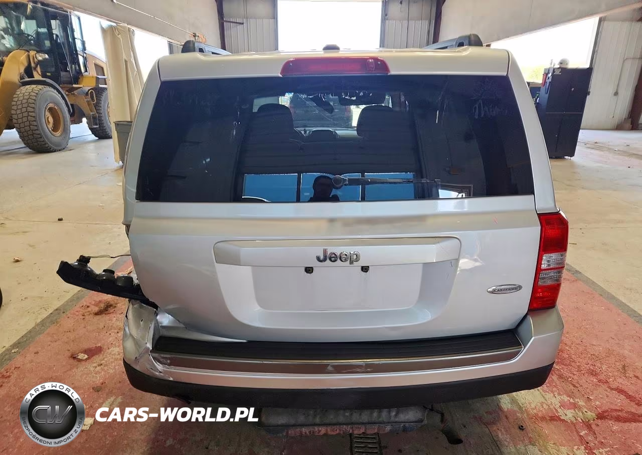 2011 Jeep Patriot Sport VIN:1J4NT1GBXBD249700 - 6