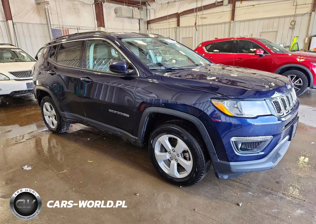2020 Jeep Compass Latitude VIN:3C4NJDBB9LT145294 - 4