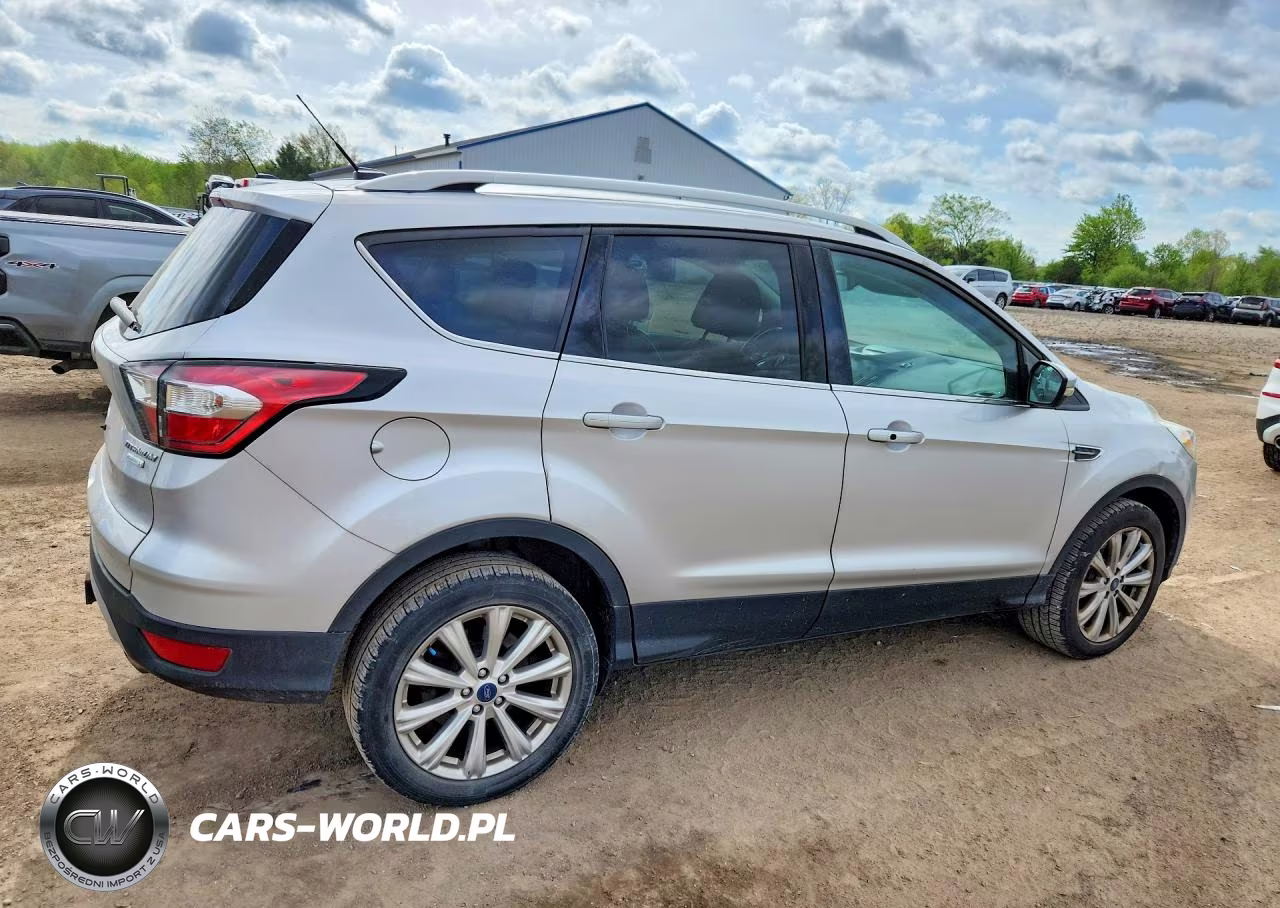 2017 Ford Escape Titanium VIN:1FMCU0J95HUE88408 - 3