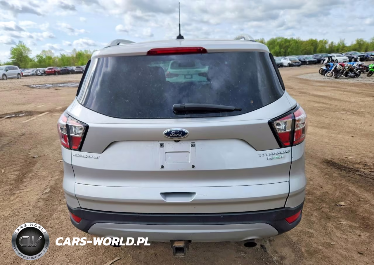 2017 Ford Escape Titanium VIN:1FMCU0J95HUE88408 - 6