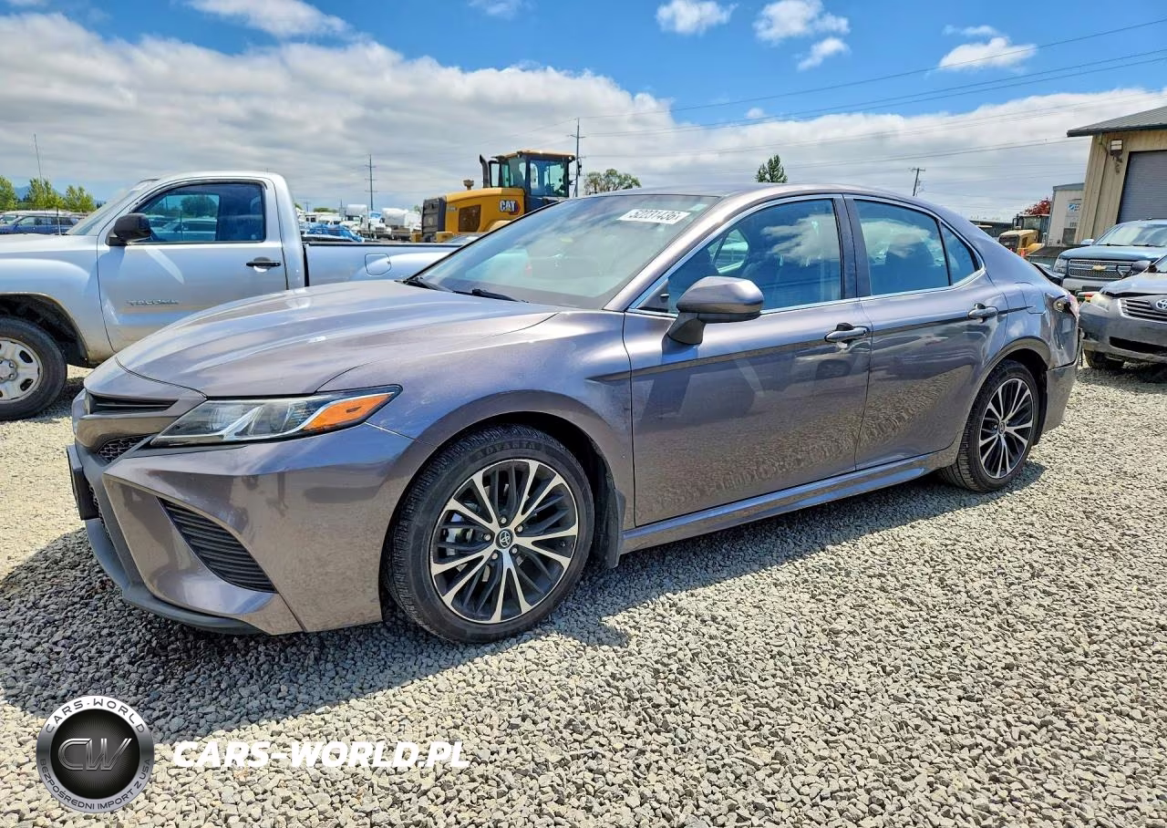 2019 Toyota Camry Se – zdjęcie 1 z 12
