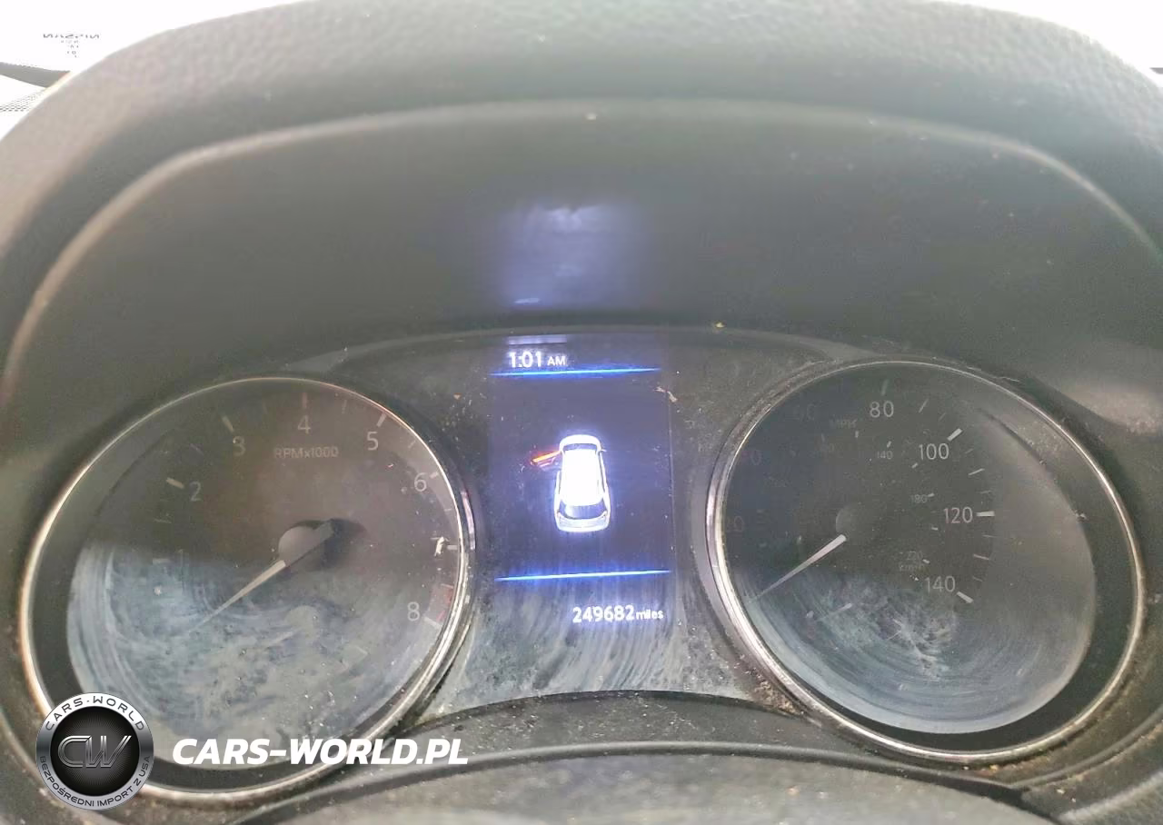 2018 Nissan Rogue S VIN:KNMAT2MT0JP540503 - 9